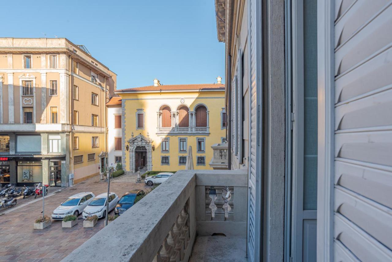 Suite Del Duomo - By Myhomeincomo Exterior foto