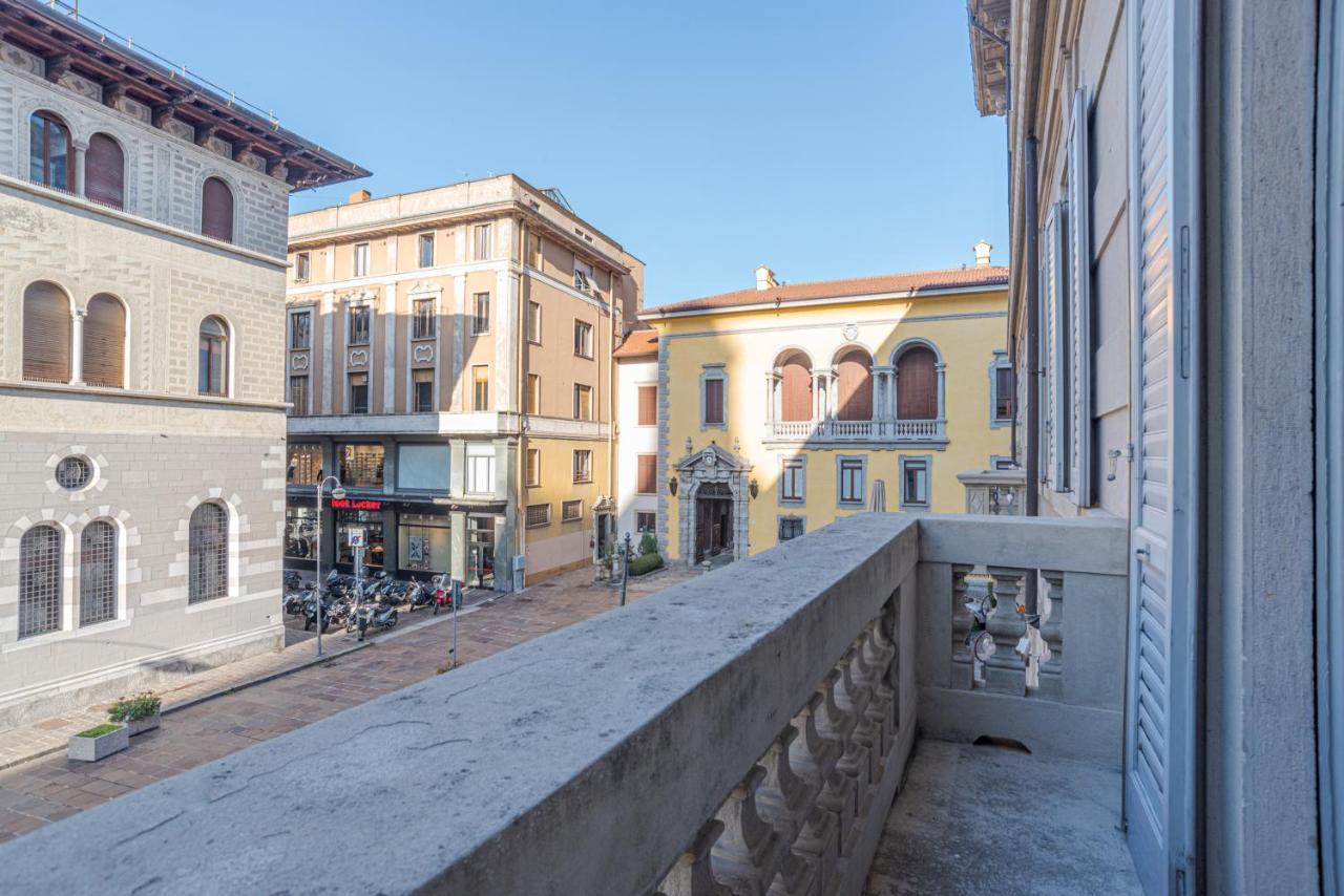 Suite Del Duomo - By Myhomeincomo Exterior foto