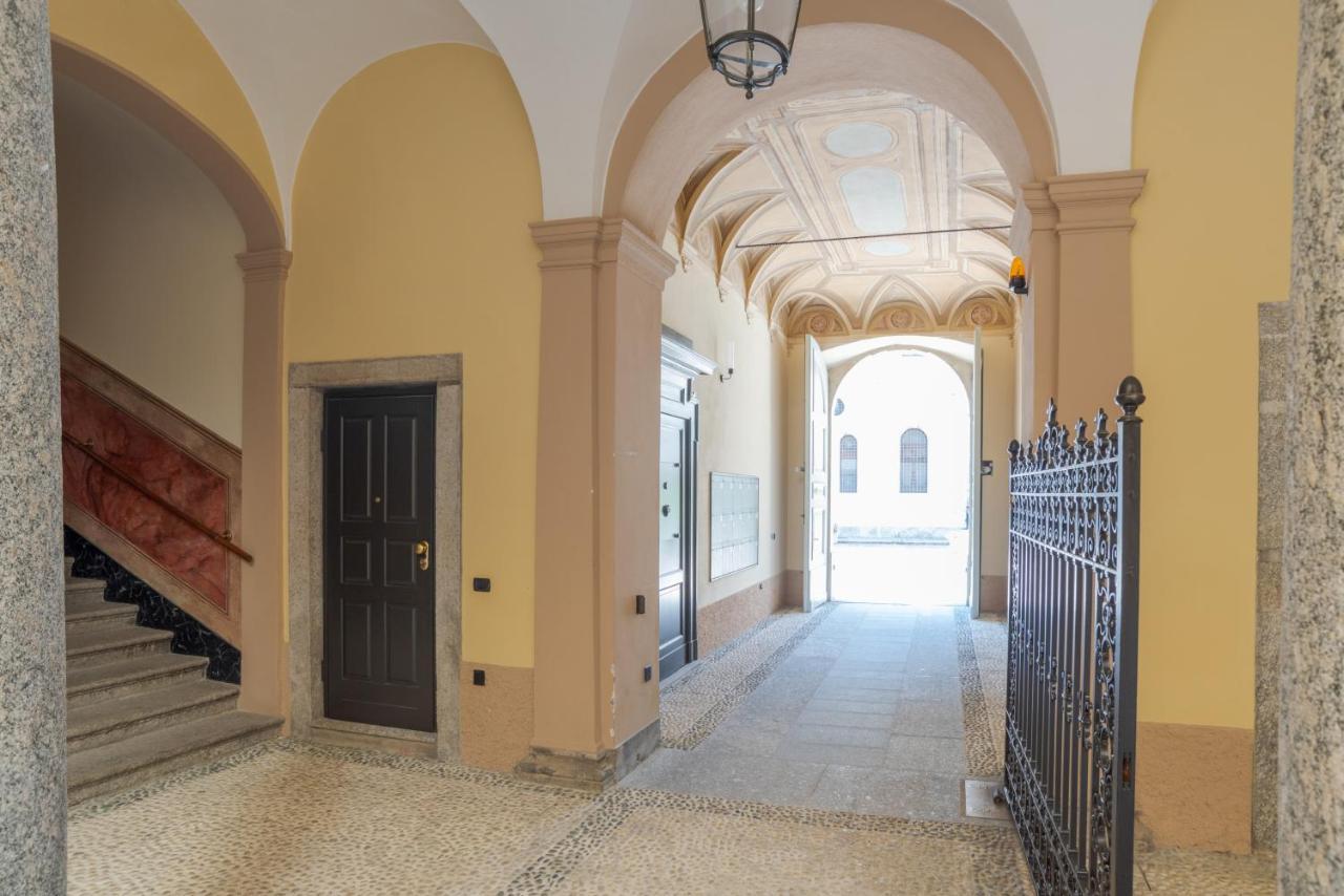 Suite Del Duomo - By Myhomeincomo Exterior foto
